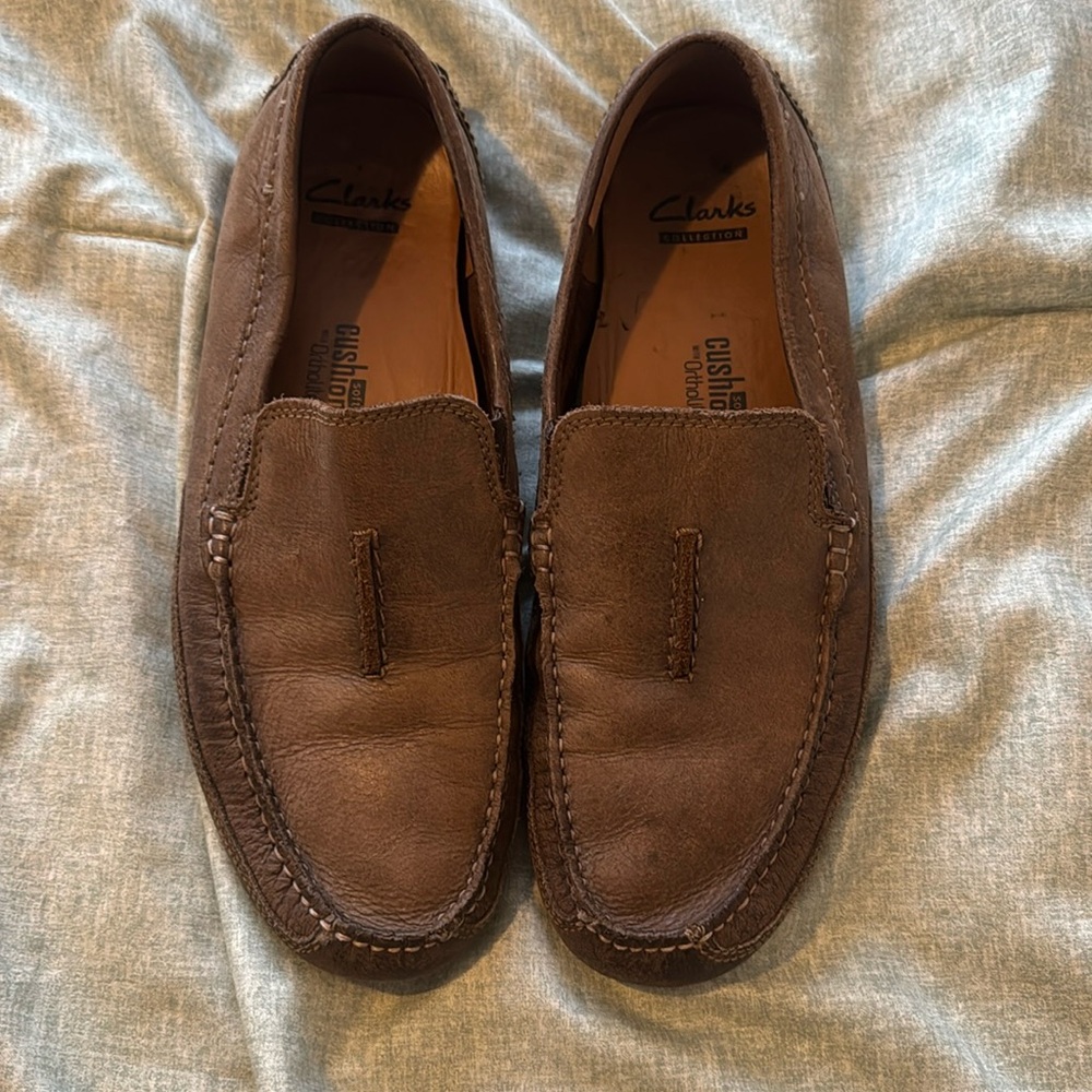 Clark’s men’s loafers Size 9